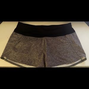Worn twice. Size 6 lululemon speed up shorts.